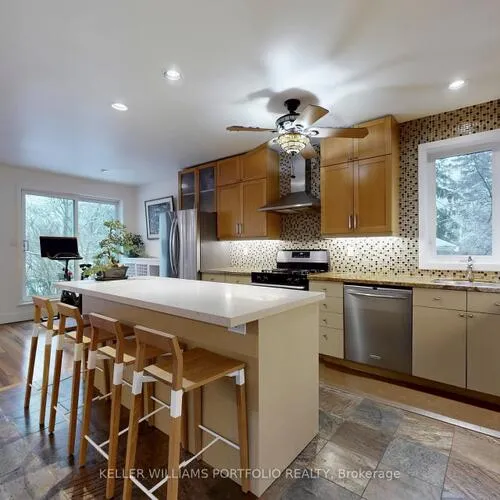 Premium freehold home for sale: 22, Pitt, Clairlea-Birchmount, Toronto