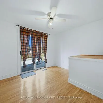 3,&nbsp;Forsythia, Guildwood, Toronto