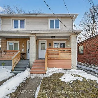 37, Secord, Crescent Town, Toronto