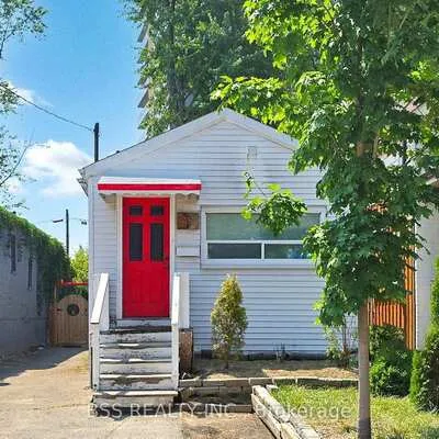 48,&nbsp;St Dunstan, Oakridge, Toronto