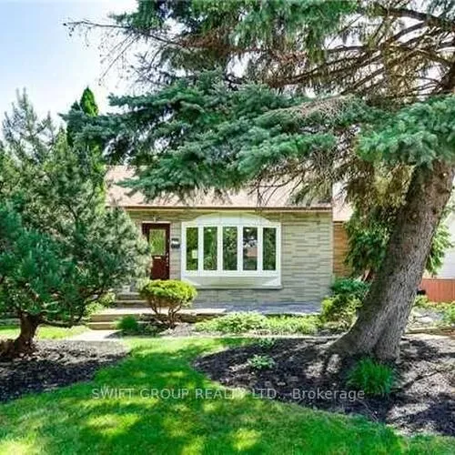 Premium freehold home for sale: 141, Kitchener, West Hill, Toronto