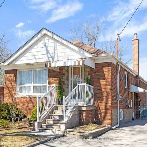 Premium freehold home for sale: 6, Janet, Wexford-Maryvale, Toronto