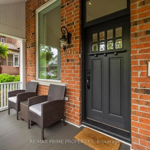 Premium freehold home for sale: 291, Kingswood, East End-Danforth, Toronto