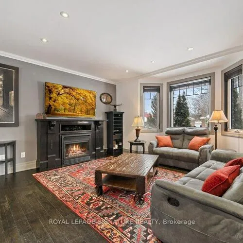 Premium freehold home for sale: 12, Willowhurst, Wexford-Maryvale, Toronto