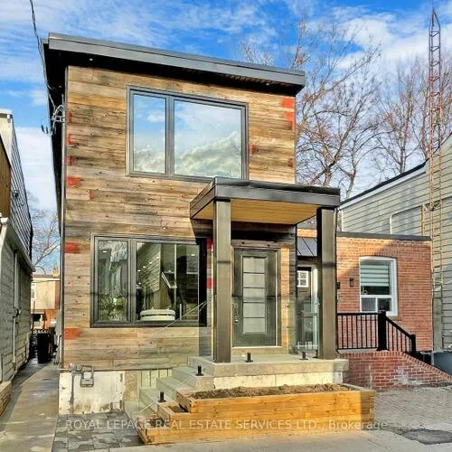 Premium freehold home for sale: 1073, Craven, Greenwood-Coxwell, Toronto