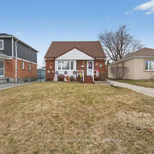 Premium freehold home for sale: 36, Ainsdale, Wexford-Maryvale, Toronto