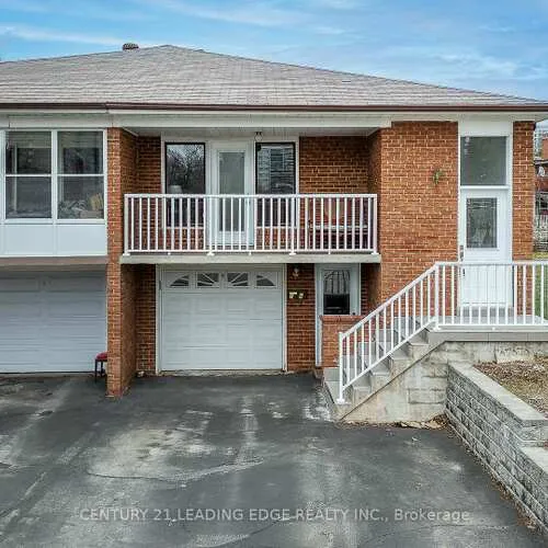 Premium freehold home for sale: 2A, Fairglen, L'Amoreaux, Toronto