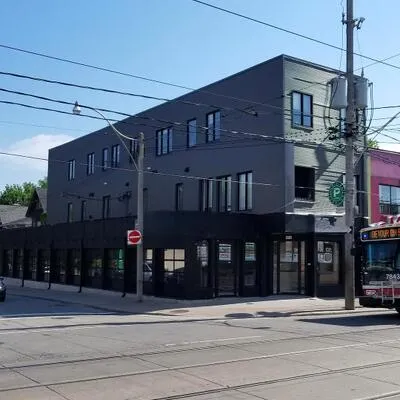 1415,&nbsp;Gerrard, Greenwood-Coxwell, Toronto