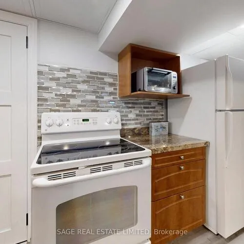 Premium freehold home for sale: 8, Lombardy, Kennedy Park, Toronto