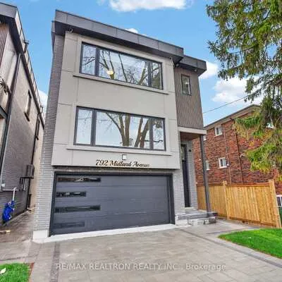 792,&nbsp;Midland, Kennedy Park, Toronto