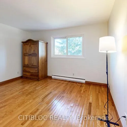 Premium freehold home for sale: 11, Castle Hill, L'Amoreaux, Toronto