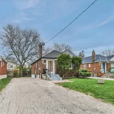 27,&nbsp;Innismore, Wexford-Maryvale, Toronto