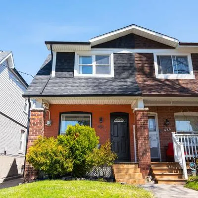 451,&nbsp;Ashdale, Greenwood-Coxwell, Toronto