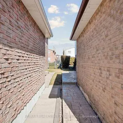 37,&nbsp;Statesman, Agincourt North, Toronto