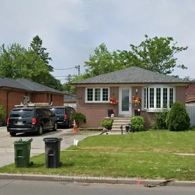 578,&nbsp;Bellamy, Woburn, Toronto
