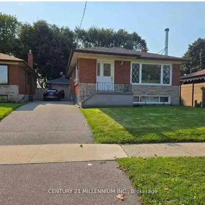 9,&nbsp;Tralee, Morningside, Toronto