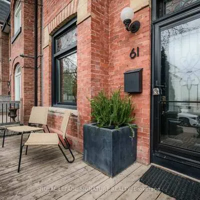 61,&nbsp;Mcgee, South Riverdale, Toronto
