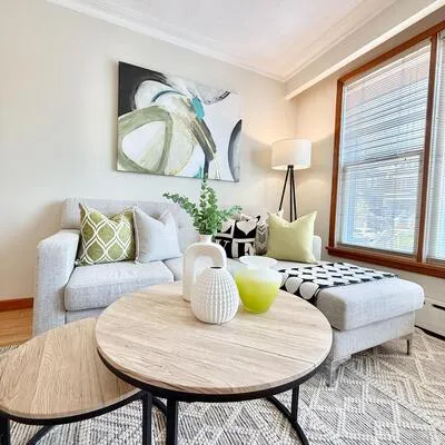 118,&nbsp;Silver Birch, The Beaches, Toronto