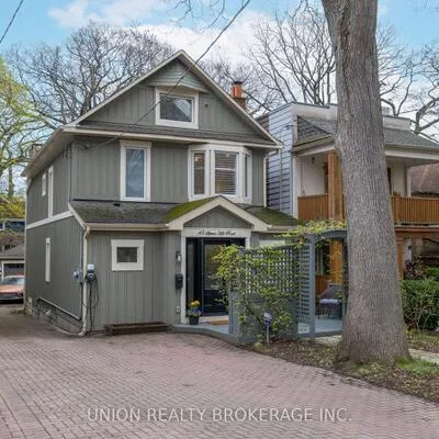 45,&nbsp;Spruce Hill, The Beaches, Toronto