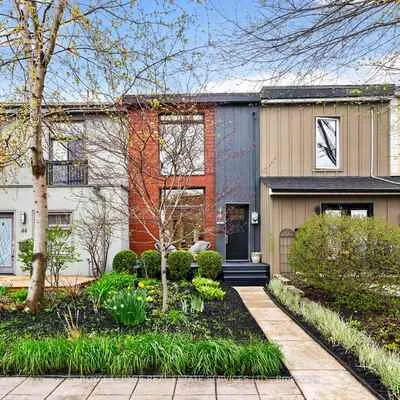 46,&nbsp;Logan, South Riverdale, Toronto