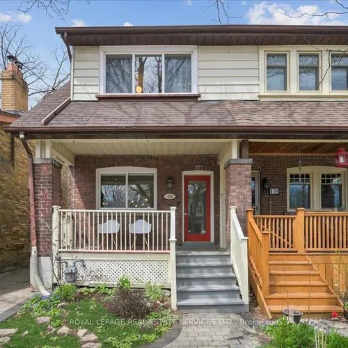 Premium freehold home for sale: 104, Oakcrest, East End-Danforth, Toronto