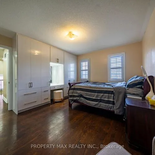 Premium freehold home for sale: 29, Grackle, Rouge E11, Toronto