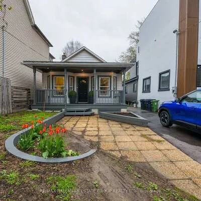 203,&nbsp;Rhodes, Greenwood-Coxwell, Toronto