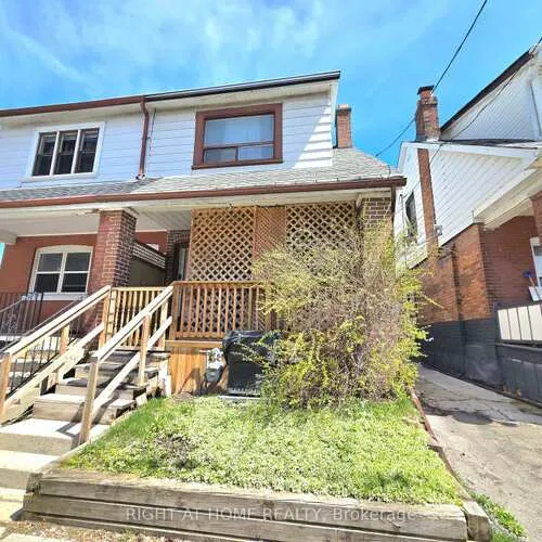 Premium freehold home for sale: 633, Greenwood, Blake-Jones, Toronto