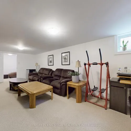 Premium freehold home for sale: 330, Kennedy, Birchcliffe-Cliffside, Toronto