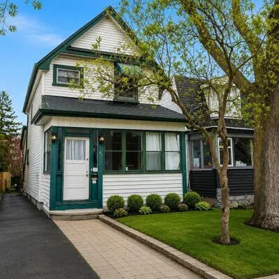 43,&nbsp;King Edward, Woodbine-Lumsden, Toronto