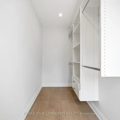 20,&nbsp;Castille, Wexford-Maryvale, Toronto