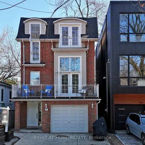 Premium freehold home for sale: 1021, Craven, Greenwood-Coxwell, Toronto