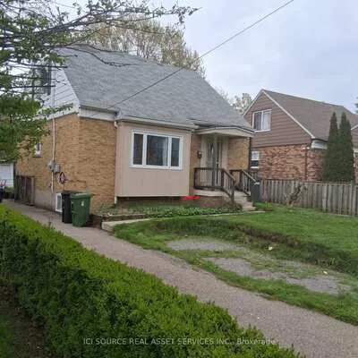 11,&nbsp;Ellington, Wexford-Maryvale, Toronto