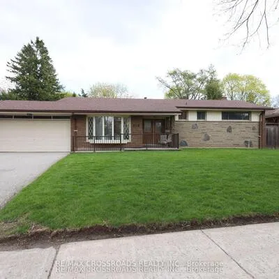 83,&nbsp;Pegasus, Woburn, Toronto