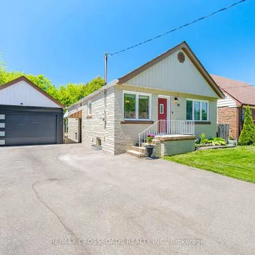 Premium freehold home for sale: 18, Adanac, Cliffcrest, Toronto