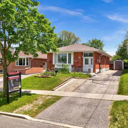 Premium freehold home for sale: 31, Kilbride, Bendale, Toronto