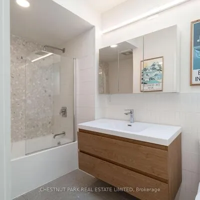 119,&nbsp;Craven, Greenwood-Coxwell, Toronto