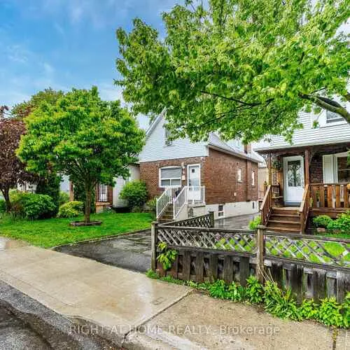 Premium freehold home for sale: 8, Savoy, Woodbine-Lumsden, Toronto