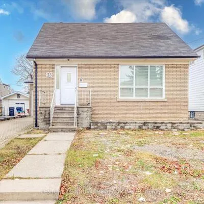 35,&nbsp;Cotton, Clairlea-Birchmount, Toronto