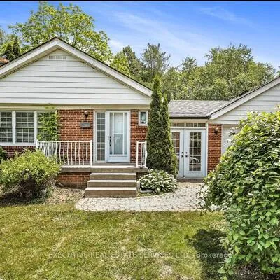 17,&nbsp;Brinloor, Scarborough Village, Toronto
