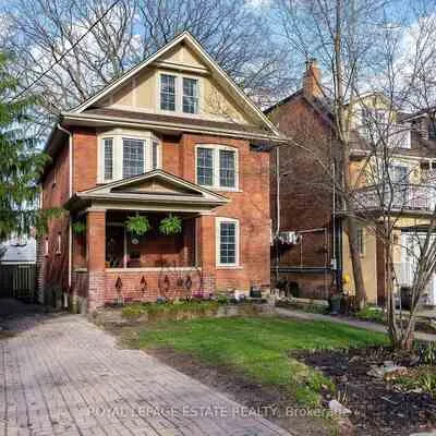 289,&nbsp;Beech, The Beaches, Toronto