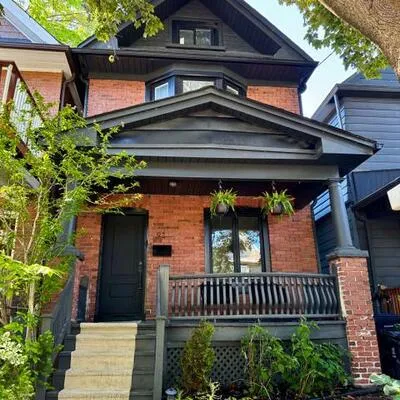 92,&nbsp;Dagmar, South Riverdale, Toronto