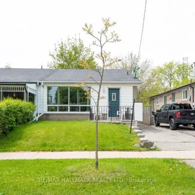 152,&nbsp;Santamonica, Clairlea-Birchmount, Toronto