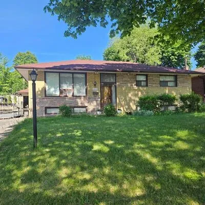 1211,&nbsp;Brimley, Bendale, Toronto
