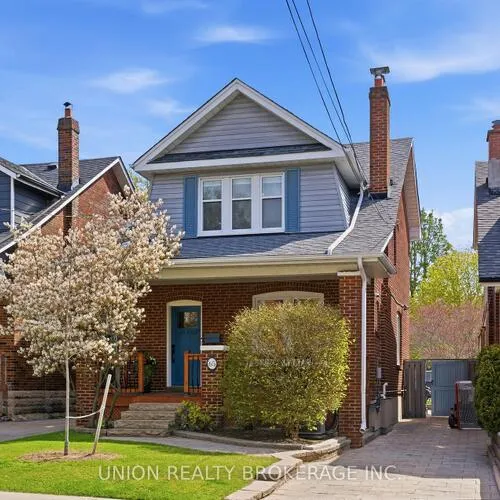 Premium freehold home for sale: 65, Harding, Birchcliffe-Cliffside, Toronto