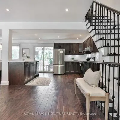 280,&nbsp;Gowan, East York, Toronto