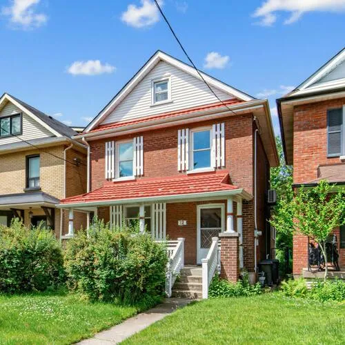 Premium freehold home for sale: 12, Osborne, East End-Danforth, Toronto