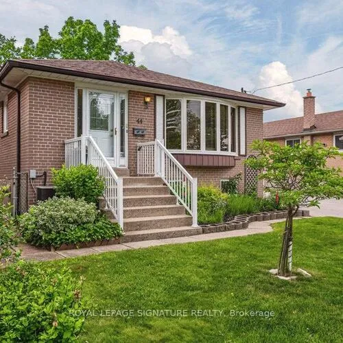 Premium freehold home for sale: 44, Rowallan, West Hill, Toronto