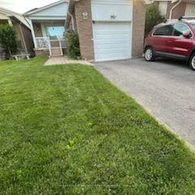40,&nbsp;Greenwich, Eglinton East, Toronto