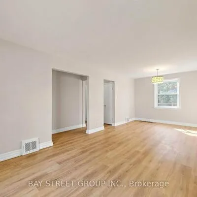 26,&nbsp;Innismore, Wexford-Maryvale, Toronto